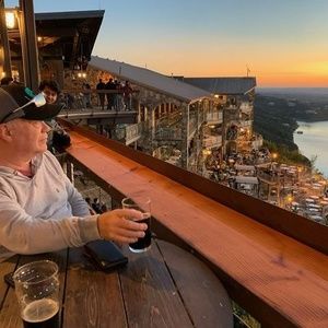 Meet your Posher, Steve